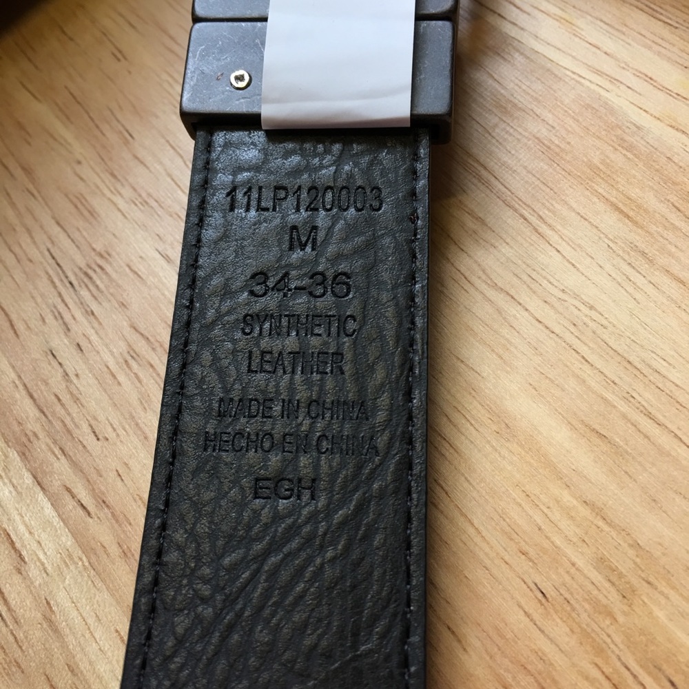 ◾️HP◾️LEVI’S Belt - Picture 5 of 6